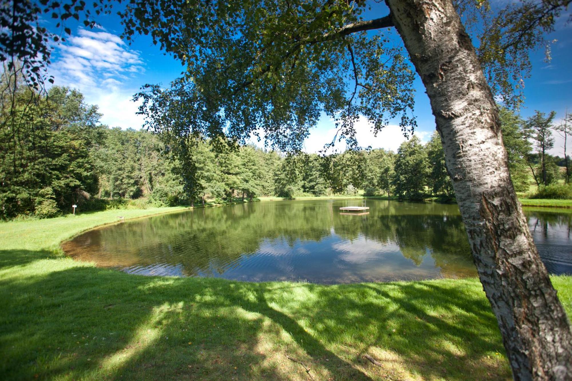 Landgasthof Am Sonnenhang Vohenstrauss Extérieur photo